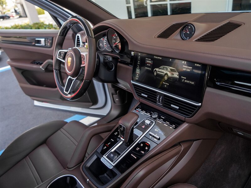 2019 Porsche Cayenne S   - Photo 20 - Bonita Springs, FL 34134