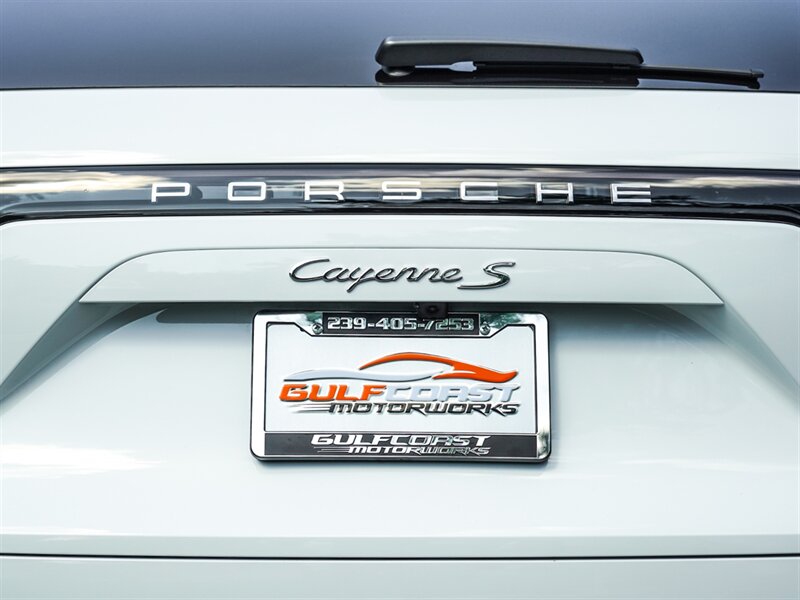 2019 Porsche Cayenne S   - Photo 35 - Bonita Springs, FL 34134
