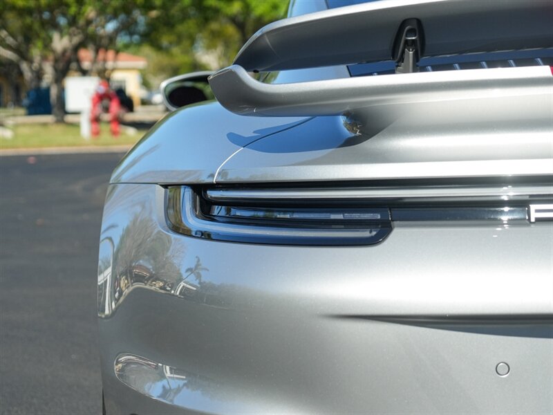 2022 Porsche 911 Turbo S   - Photo 53 - Bonita Springs, FL 34134