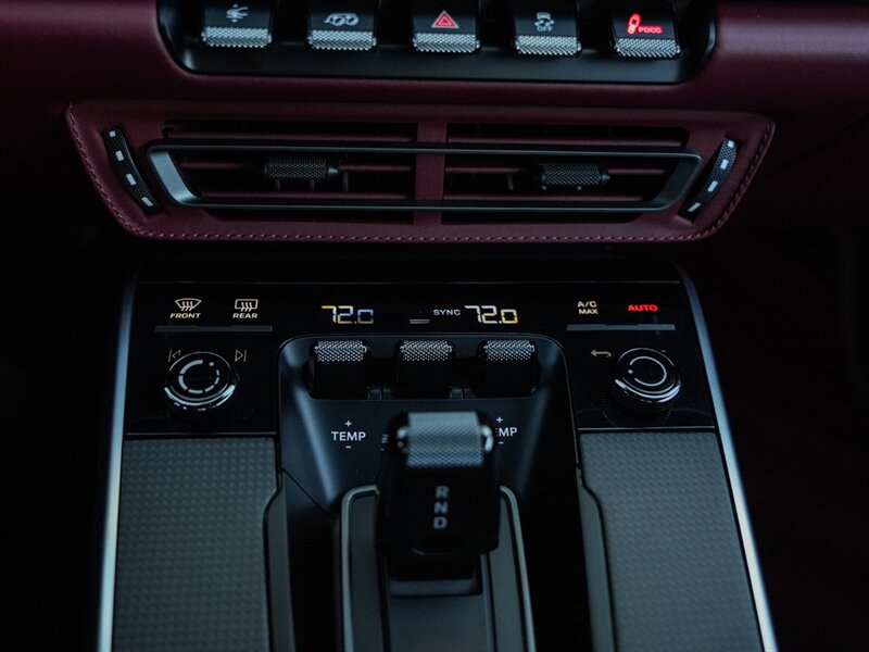 2022 Porsche 911 Turbo S   - Photo 18 - Bonita Springs, FL 34134