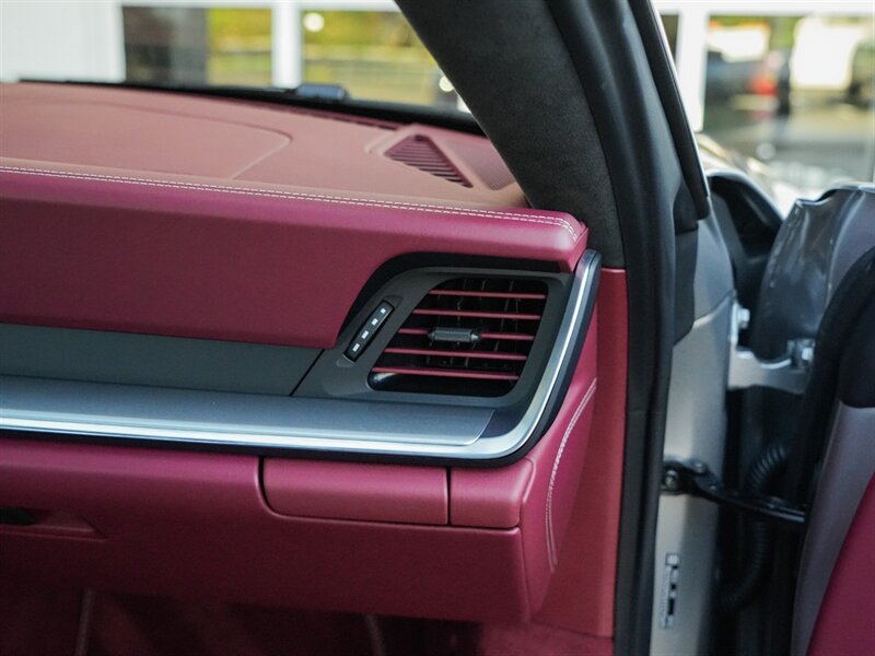 2022 Porsche 911 Turbo S   - Photo 35 - Bonita Springs, FL 34134