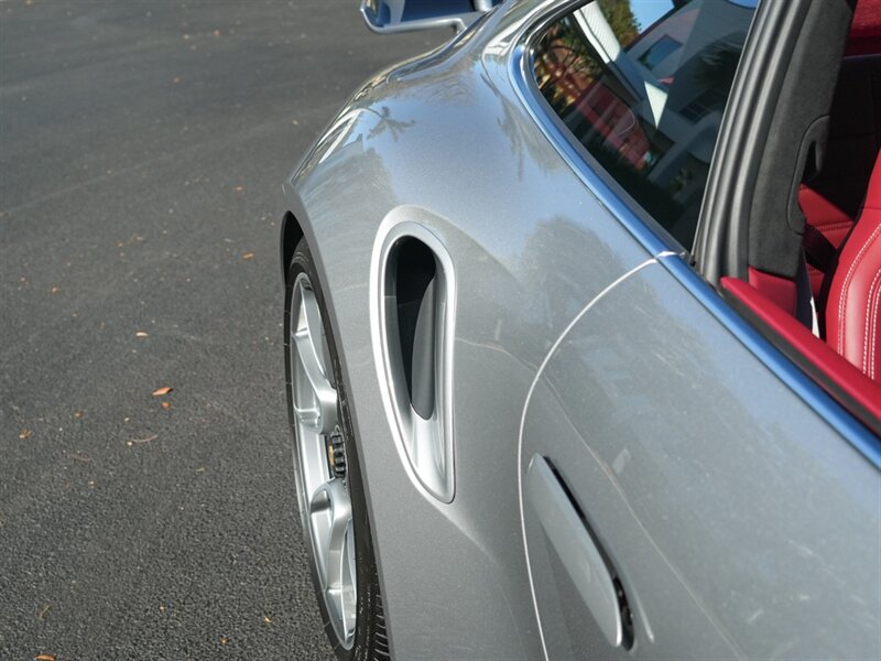 2022 Porsche 911 Turbo S   - Photo 68 - Bonita Springs, FL 34134