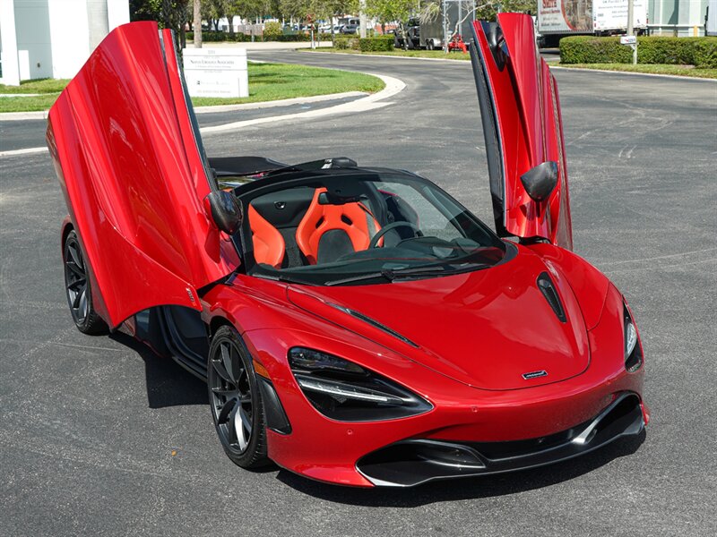 2020 McLaren 720S Spider   - Photo 10 - Bonita Springs, FL 34134