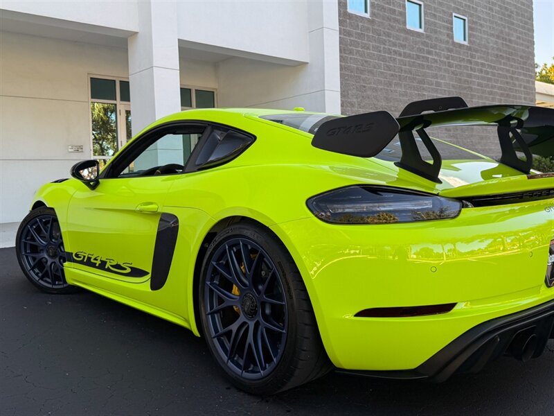 2023 Porsche 718 Cayman GT4 RS - Photo 48 - Bonita Springs, FL 34134