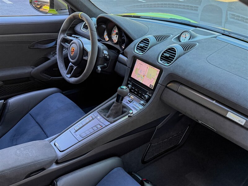 2023 Porsche 718 Cayman GT4 RS - Photo 34 - Bonita Springs, FL 34134