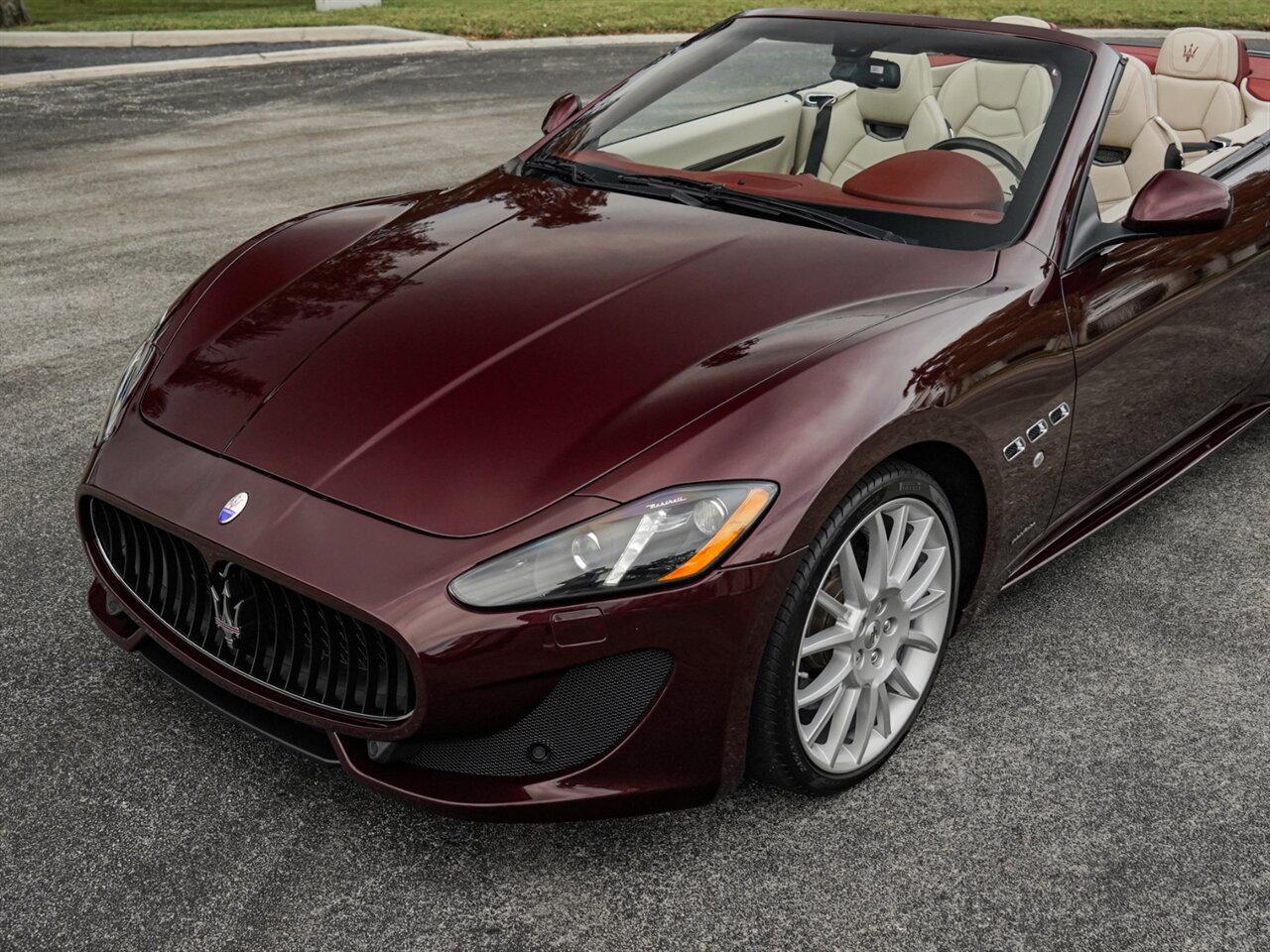 2017 Maserati GranTurismo Sport   - Photo 9 - Bonita Springs, FL 34134