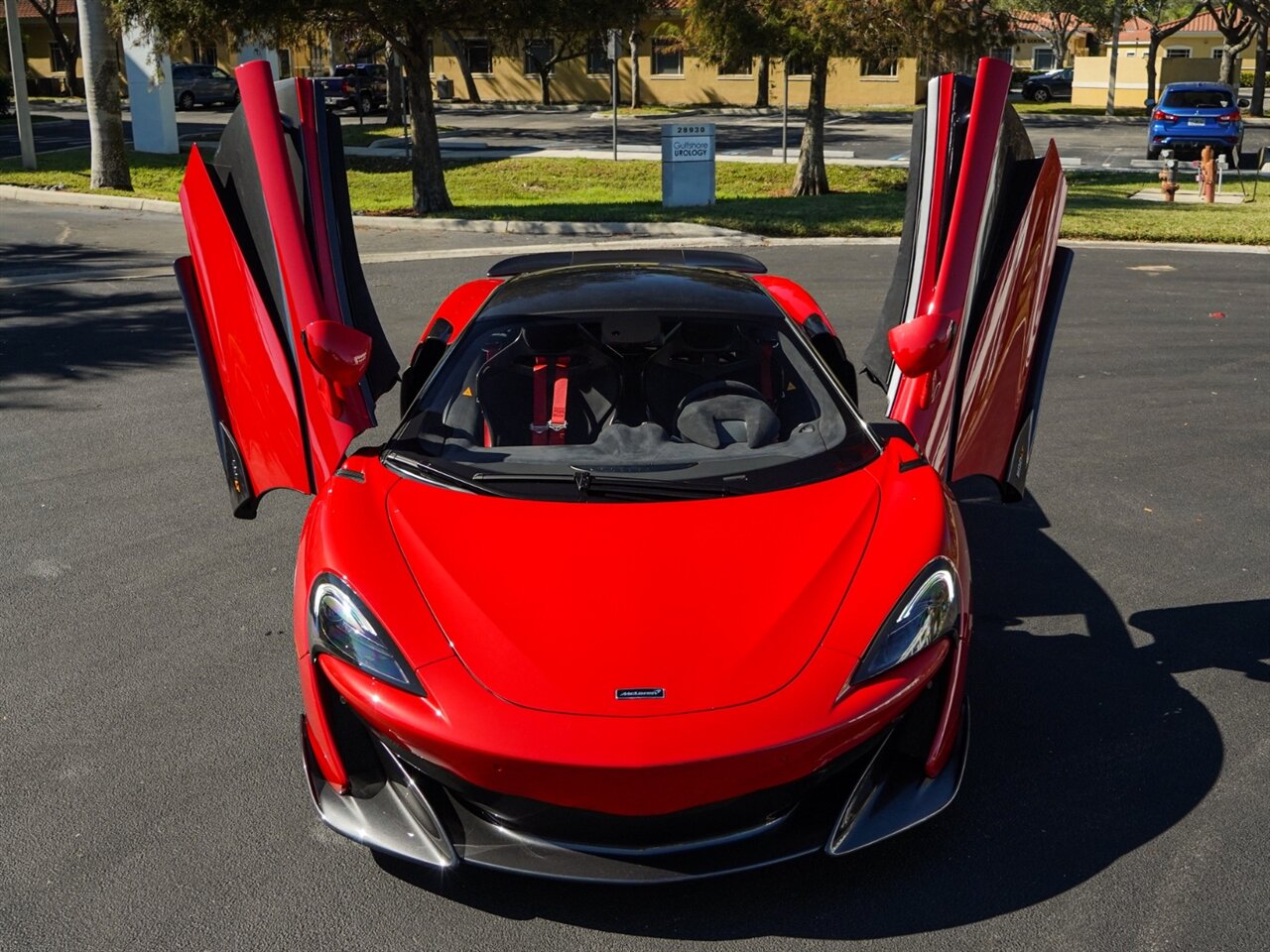 2019 McLaren 600LT   - Photo 7 - Bonita Springs, FL 34134