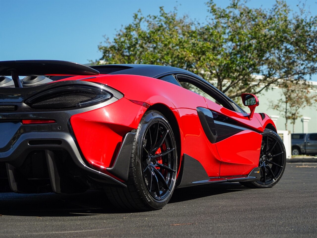 2019 McLaren 600LT   - Photo 59 - Bonita Springs, FL 34134