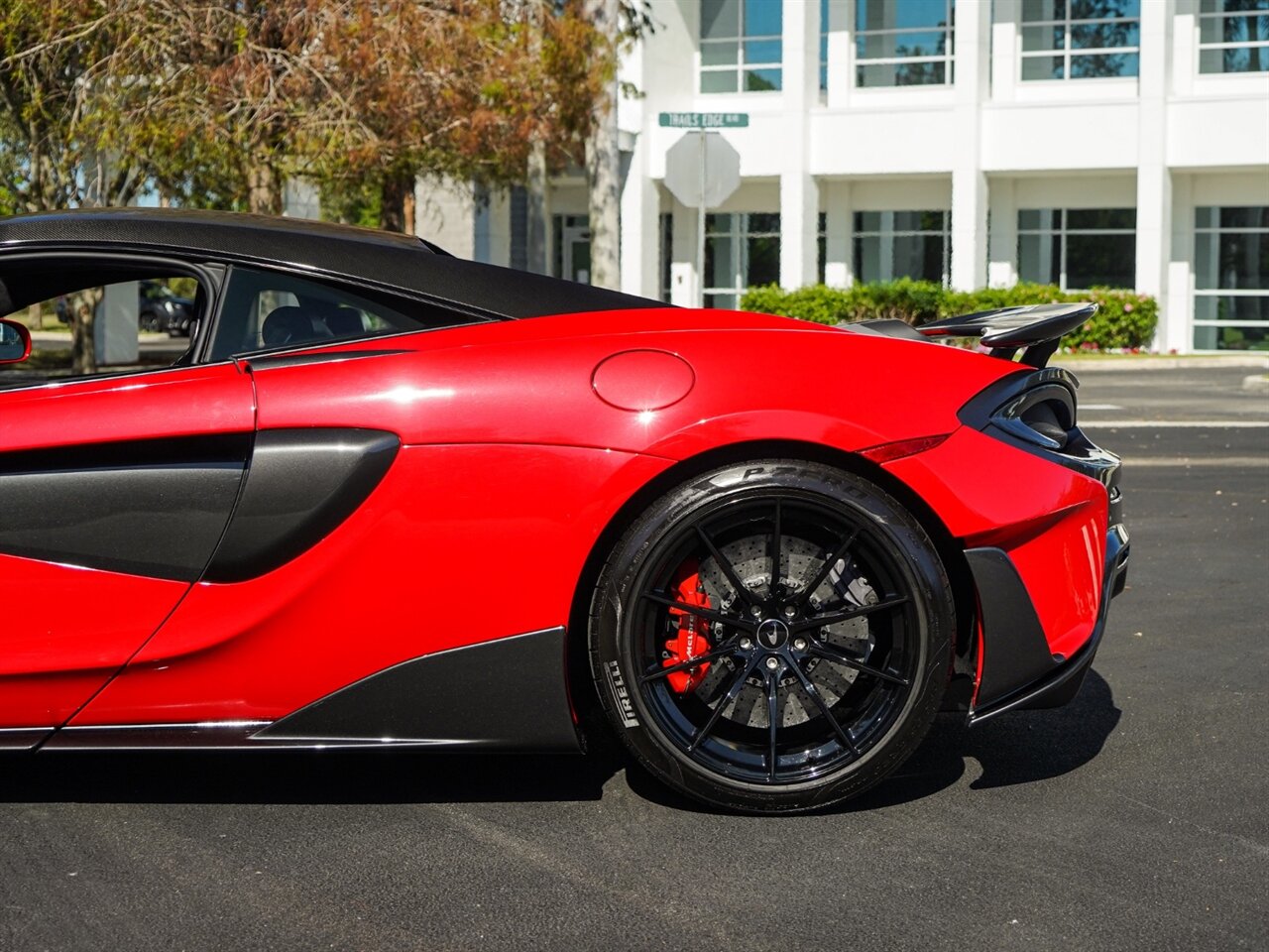 2019 McLaren 600LT   - Photo 38 - Bonita Springs, FL 34134