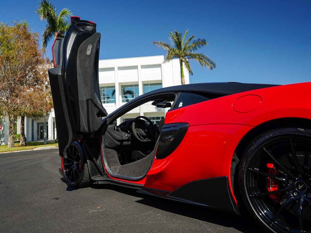 2019 McLaren 600LT   - Photo 45 - Bonita Springs, FL 34134