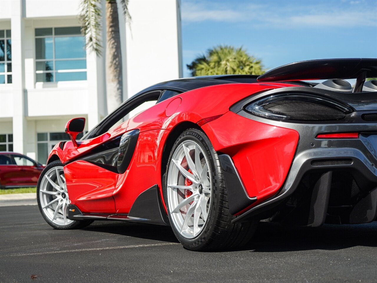 2019 McLaren 600LT   - Photo 47 - Bonita Springs, FL 34134