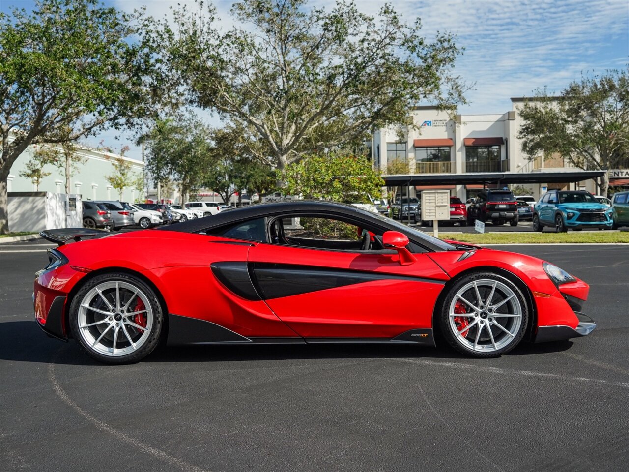 2019 McLaren 600LT   - Photo 68 - Bonita Springs, FL 34134