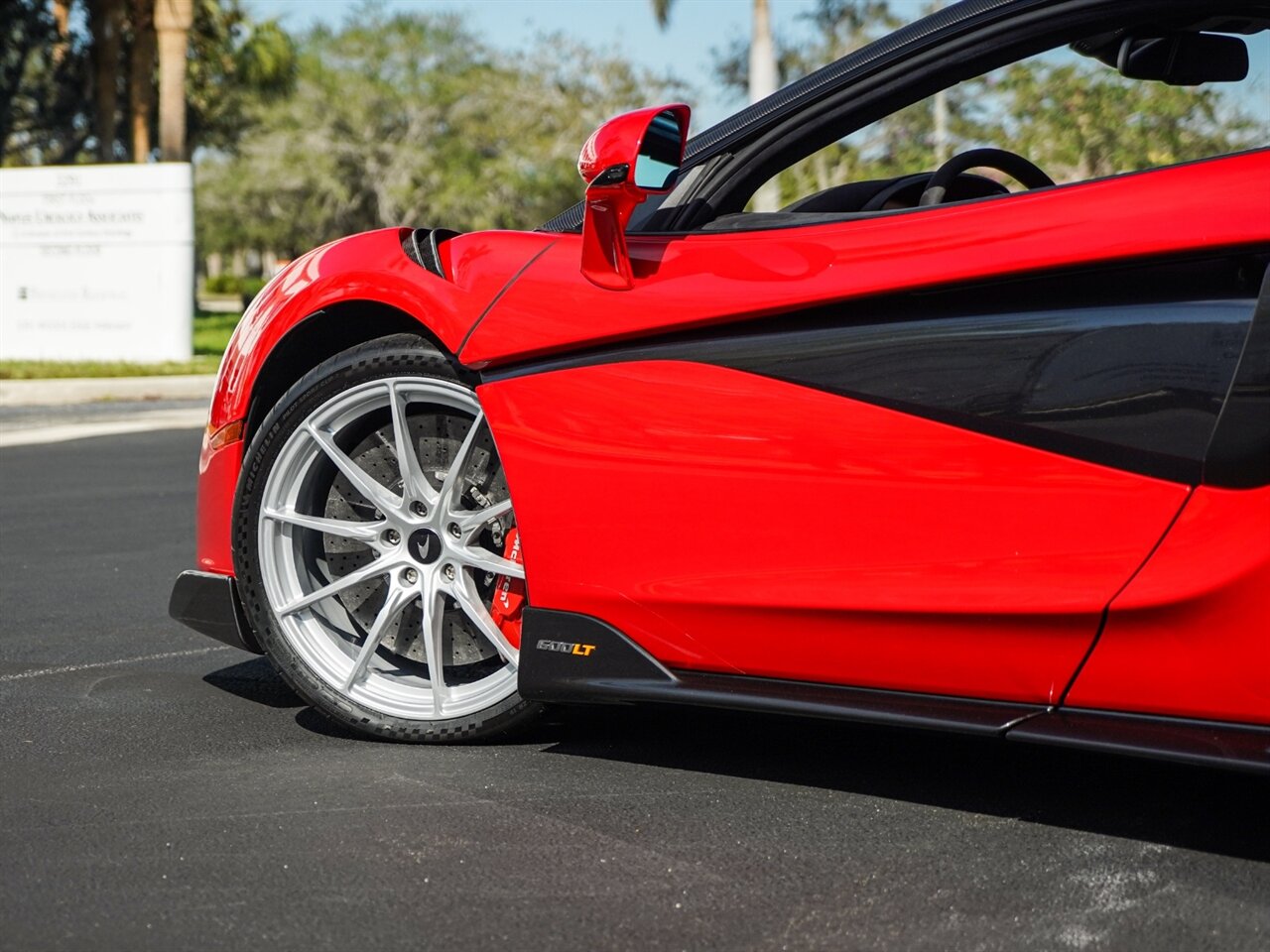 2019 McLaren 600LT   - Photo 46 - Bonita Springs, FL 34134