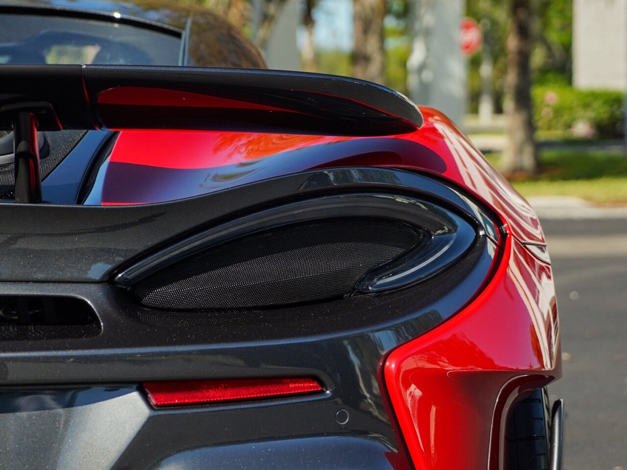 2019 McLaren 600LT   - Photo 54 - Bonita Springs, FL 34134