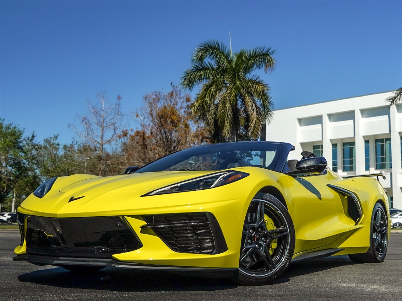 2021 Chevrolet Corvette Stingray   - Photo 11 - Bonita Springs, FL 34134