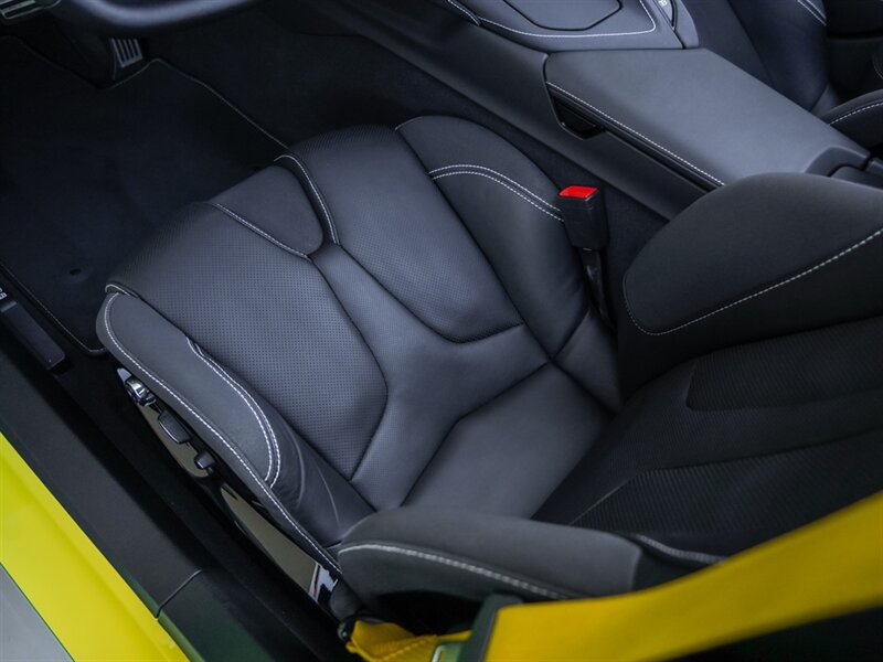 2021 Chevrolet Corvette Stingray - Photo 19 - Bonita Springs, FL 34134