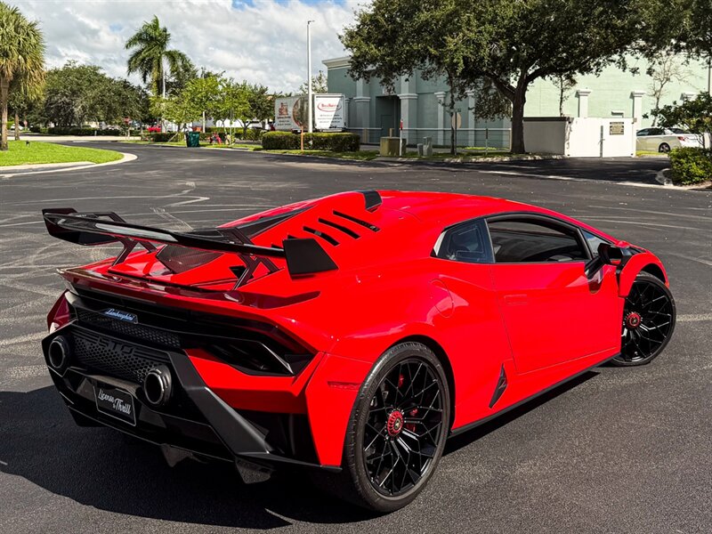 2023 Lamborghini Huracan STO - Photo 58 - Bonita Springs, FL 34134