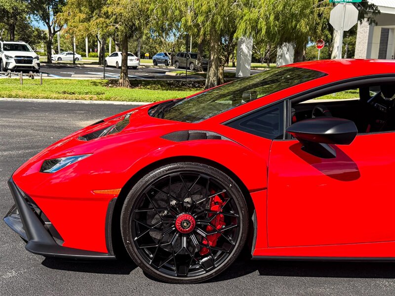 2023 Lamborghini Huracan STO - Photo 38 - Bonita Springs, FL 34134