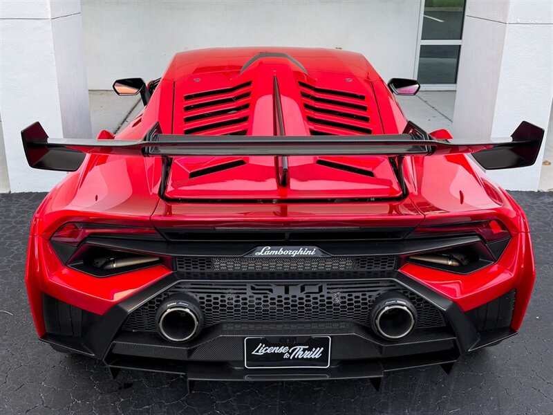 2023 Lamborghini Huracan STO - Photo 34 - Bonita Springs, FL 34134