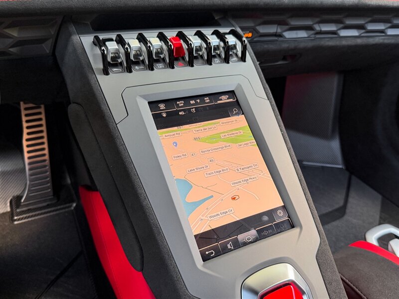 2023 Lamborghini Huracan STO - Photo 16 - Bonita Springs, FL 34134