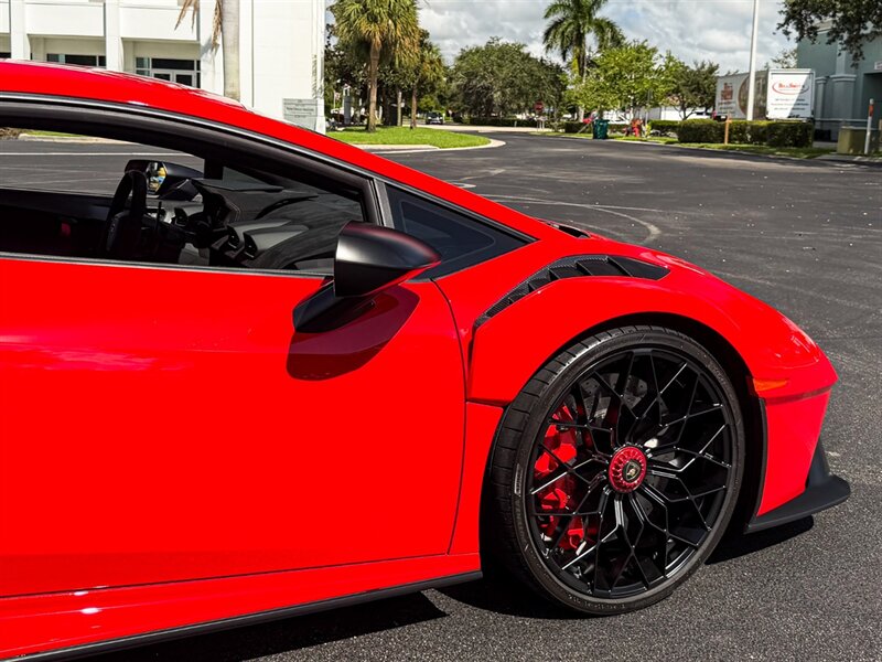 2023 Lamborghini Huracan STO - Photo 60 - Bonita Springs, FL 34134