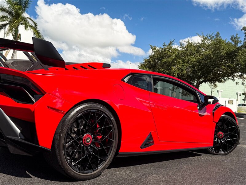 2023 Lamborghini Huracan STO - Photo 56 - Bonita Springs, FL 34134