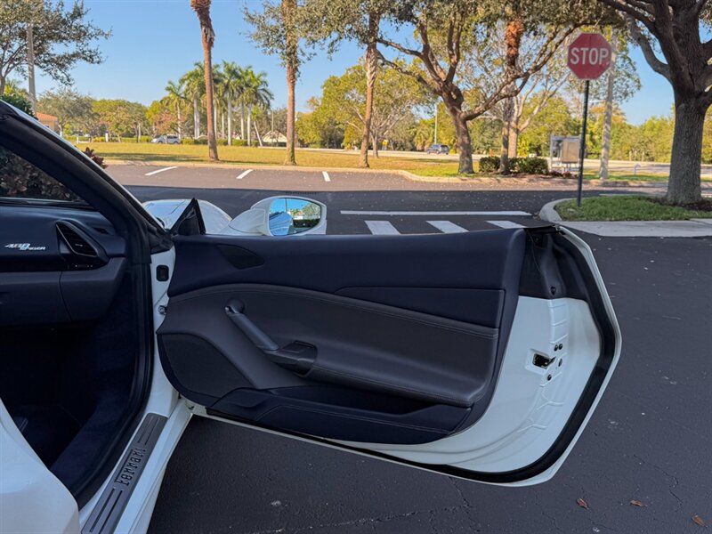 2018 Ferrari 488 Spider   - Photo 34 - Bonita Springs, FL 34134