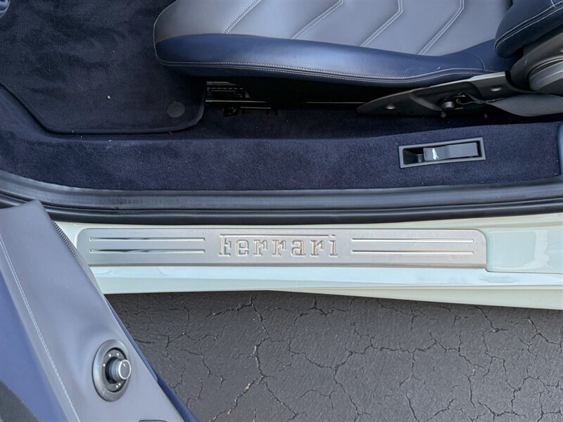 2018 Ferrari 488 Spider   - Photo 22 - Bonita Springs, FL 34134