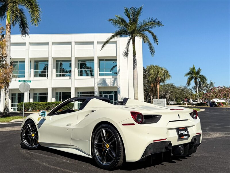 2018 Ferrari 488 Spider   - Photo 48 - Bonita Springs, FL 34134