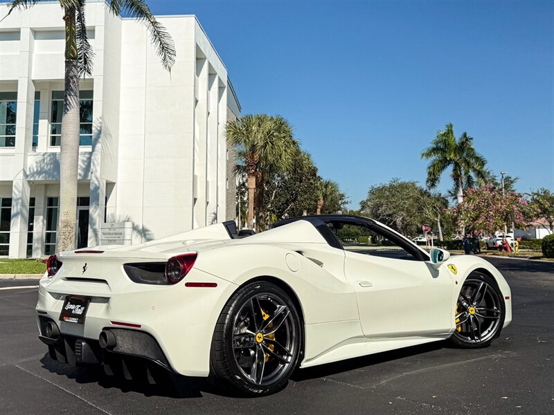 2018 Ferrari 488 Spider   - Photo 61 - Bonita Springs, FL 34134