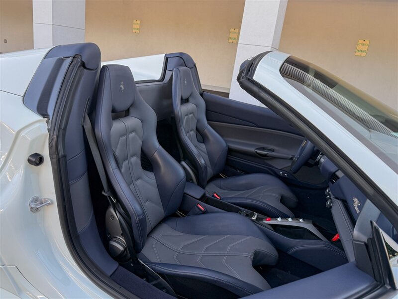 2018 Ferrari 488 Spider   - Photo 31 - Bonita Springs, FL 34134