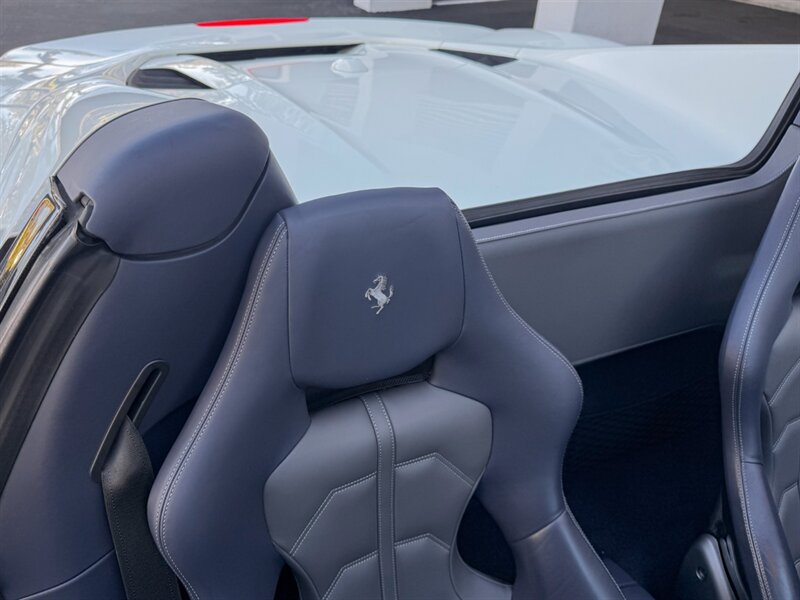 2018 Ferrari 488 Spider   - Photo 33 - Bonita Springs, FL 34134