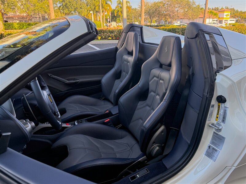 2018 Ferrari 488 Spider   - Photo 23 - Bonita Springs, FL 34134