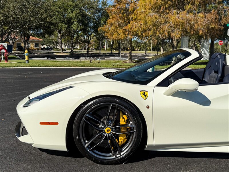 2018 Ferrari 488 Spider   - Photo 43 - Bonita Springs, FL 34134