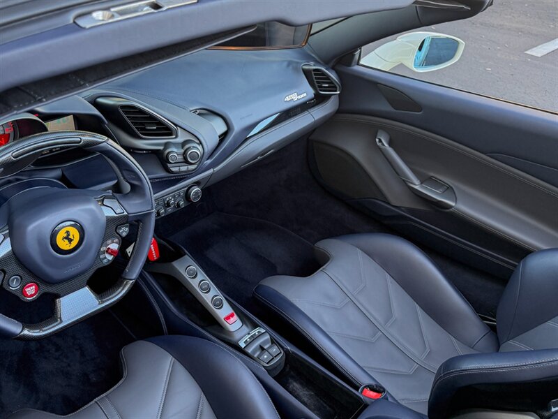 2018 Ferrari 488 Spider   - Photo 14 - Bonita Springs, FL 34134