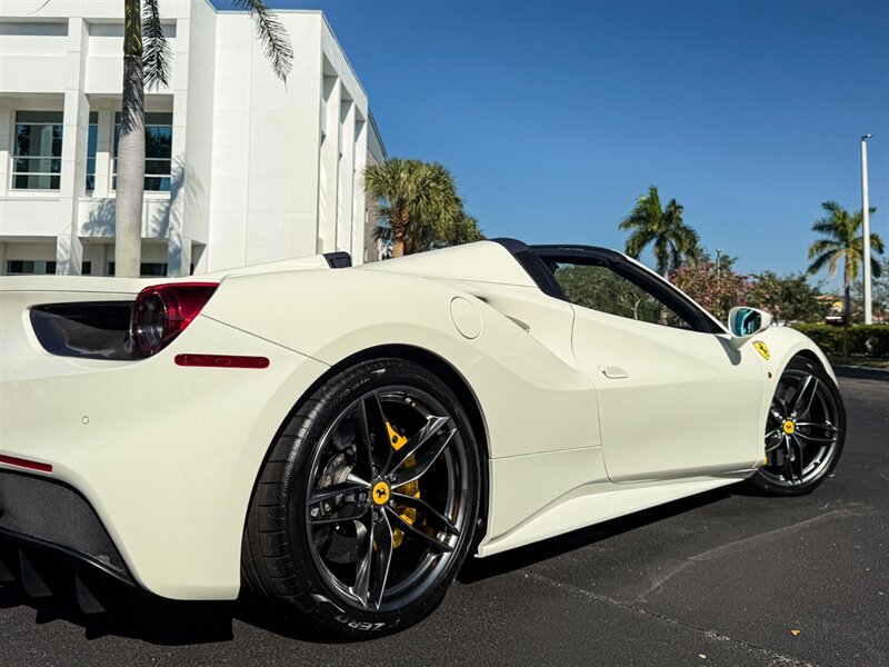 2018 Ferrari 488 Spider   - Photo 62 - Bonita Springs, FL 34134