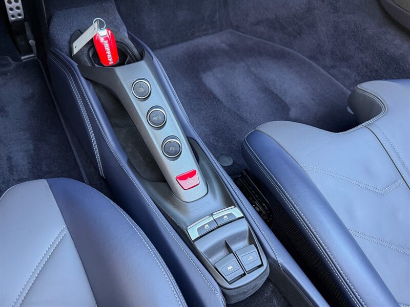 2018 Ferrari 488 Spider   - Photo 17 - Bonita Springs, FL 34134