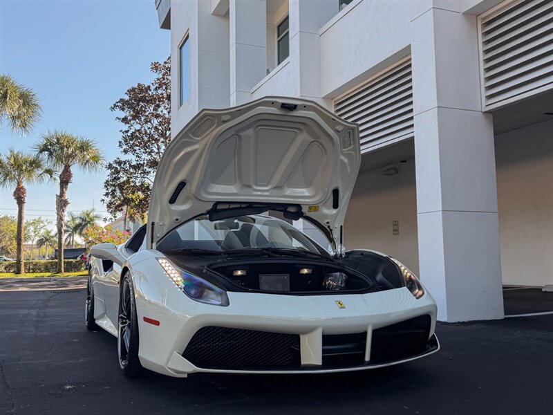 2018 Ferrari 488 Spider   - Photo 40 - Bonita Springs, FL 34134