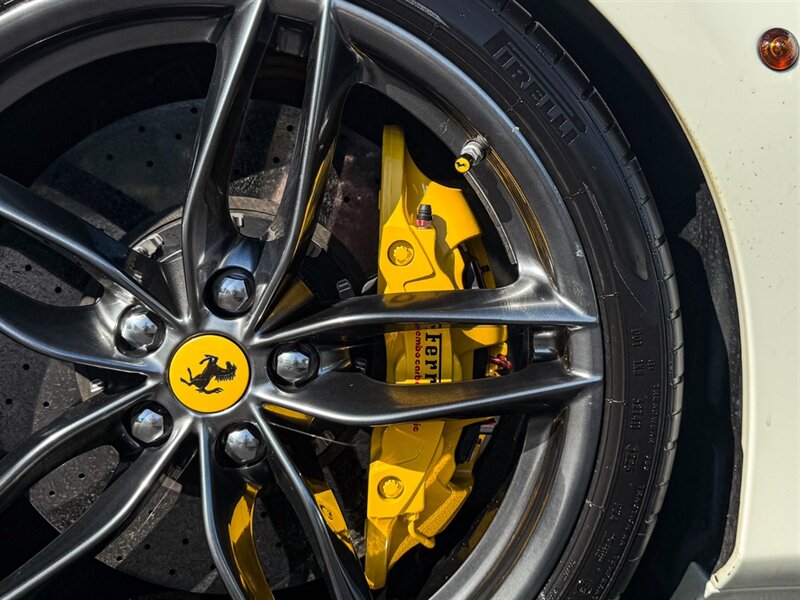 2018 Ferrari 488 Spider   - Photo 45 - Bonita Springs, FL 34134