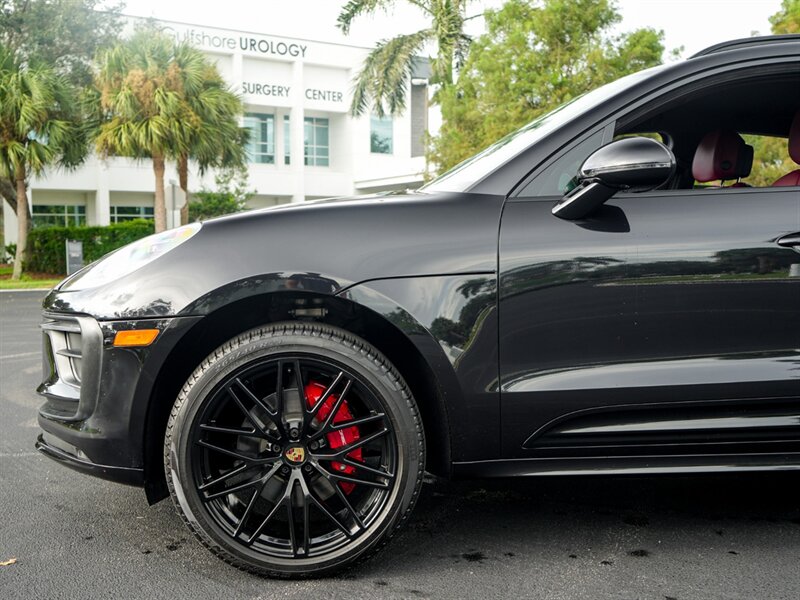 2023 Porsche Macan   - Photo 43 - Bonita Springs, FL 34134