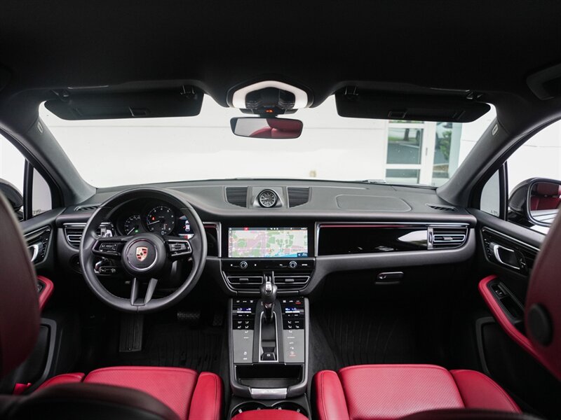 2023 Porsche Macan   - Photo 31 - Bonita Springs, FL 34134