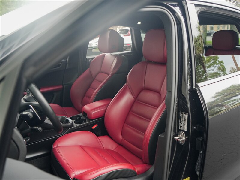 2023 Porsche Macan   - Photo 25 - Bonita Springs, FL 34134