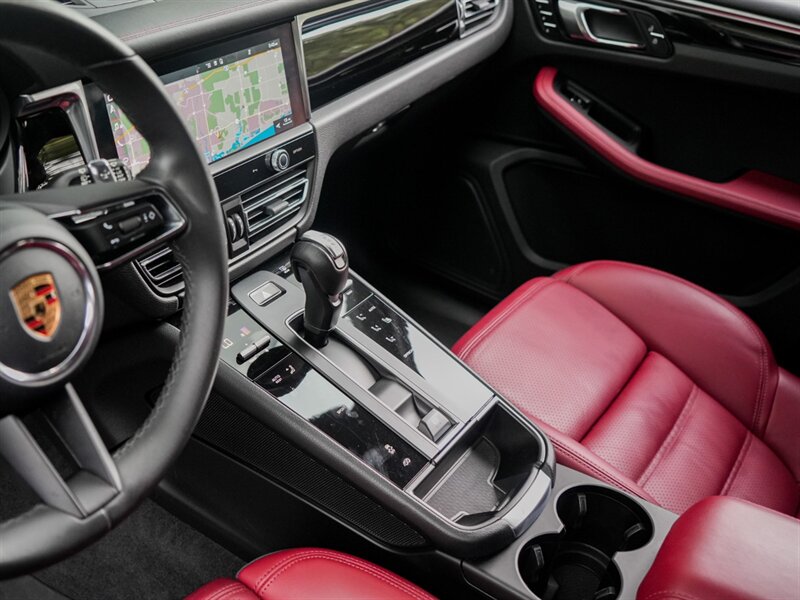 2023 Porsche Macan   - Photo 13 - Bonita Springs, FL 34134