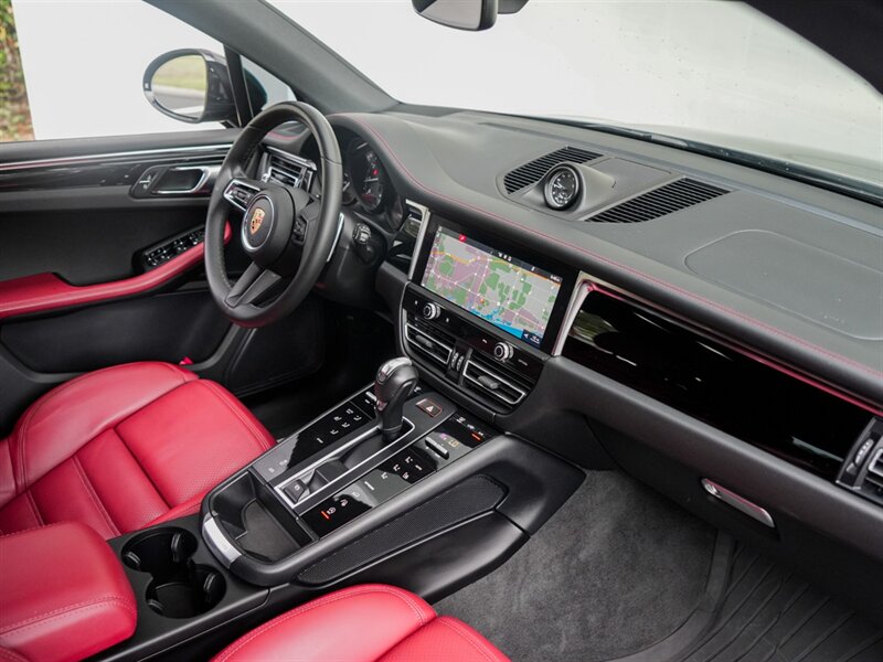 2023 Porsche Macan   - Photo 33 - Bonita Springs, FL 34134