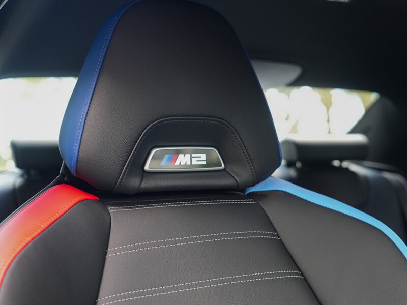 2025 BMW M2 - Photo 36 - Bonita Springs, FL 34134