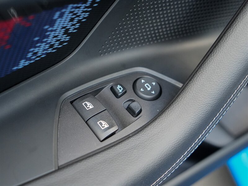 2025 BMW M2 - Photo 28 - Bonita Springs, FL 34134