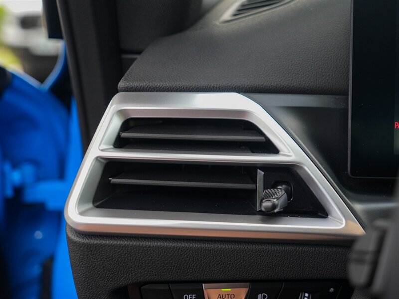 2025 BMW M2 - Photo 21 - Bonita Springs, FL 34134