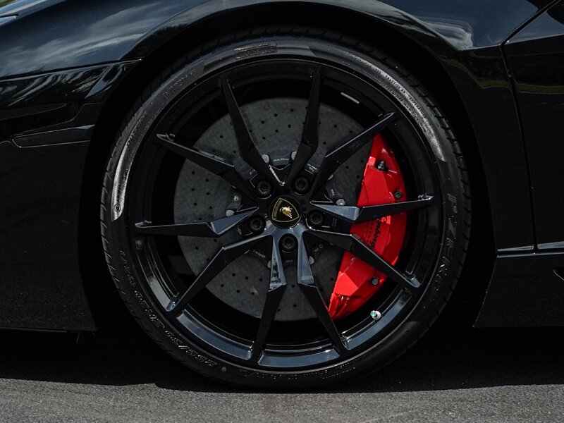 2014 Lamborghini Aventador LP 700-4 - Photo 40 - Bonita Springs, FL 34134