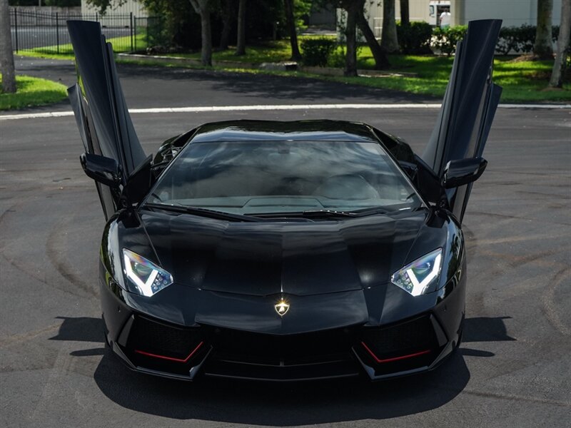 2014 Lamborghini Aventador LP 700-4 - Photo 6 - Bonita Springs, FL 34134