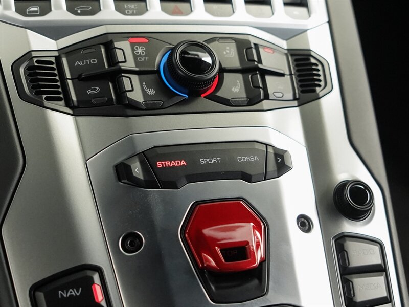 2014 Lamborghini Aventador LP 700-4 - Photo 21 - Bonita Springs, FL 34134